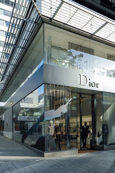 dior düsseldorf zentrale hotel|DIOR .